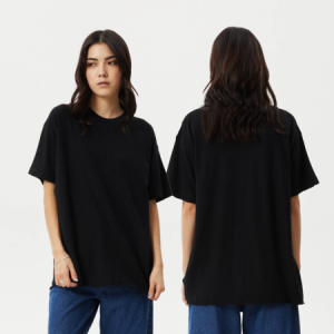 WOMEN'S T-SHIRT (BLACK) | Women's Oversize T-shirt | Retro Store